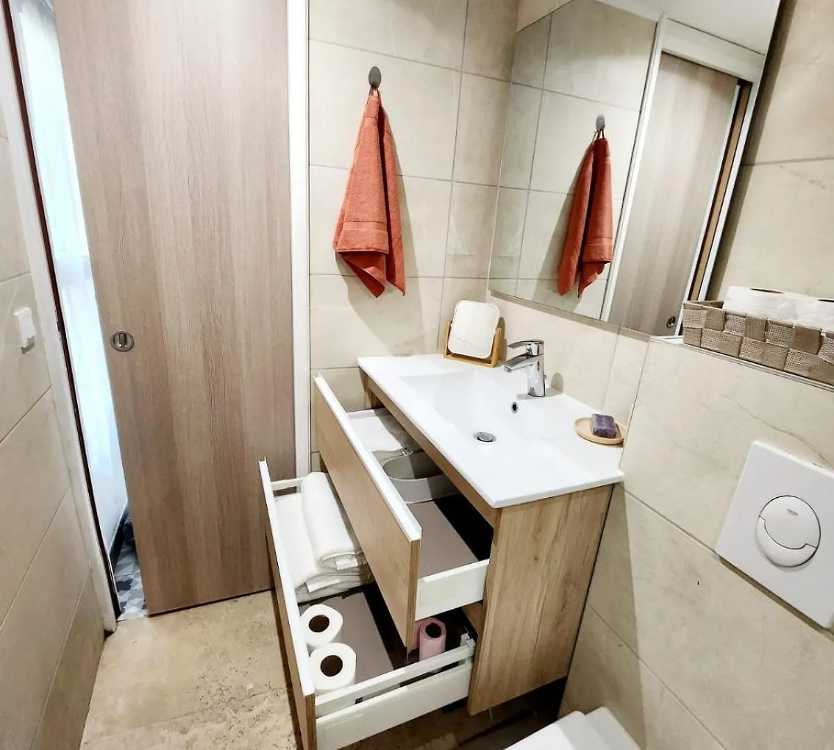 En El 10 Apartament Paryż