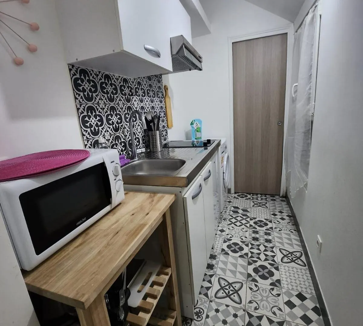 En El 10 Apartament Paryż